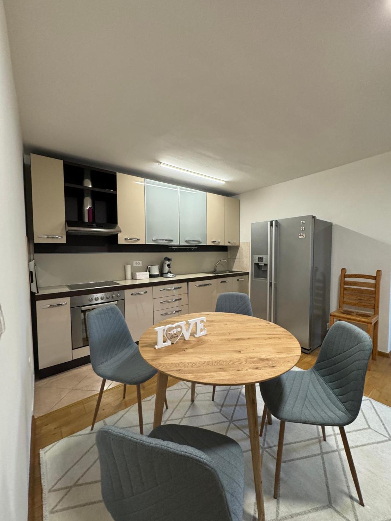 Valentinas Garden Apartment สปลิท ภายนอก รูปภาพ