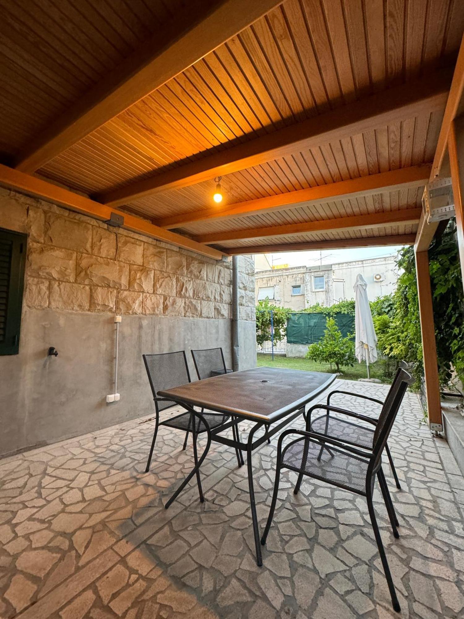 Valentinas Garden Apartment สปลิท ภายนอก รูปภาพ